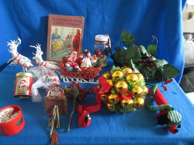 lot of vintage holiday dcor ...
