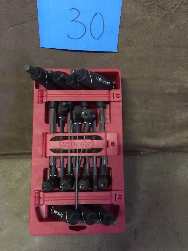 lot 30 image: HUSKY SAEMetric T-Handle Hex Key Set  NEW