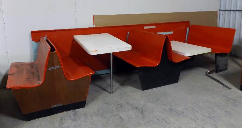 2 Booth Segments