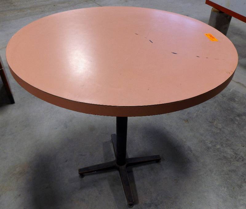 Round Table