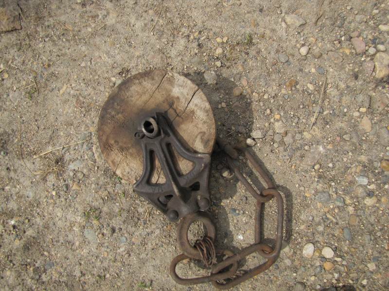 Wooden Pulley