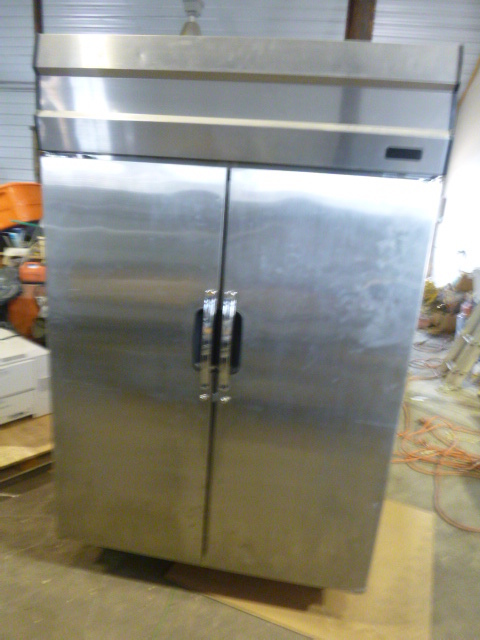 lot 4 image: Seo Gyung Co. Refrigerator