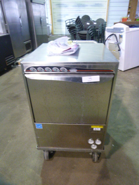 lot 6 image: CMA Dishmachines DishwasherGlass Washer