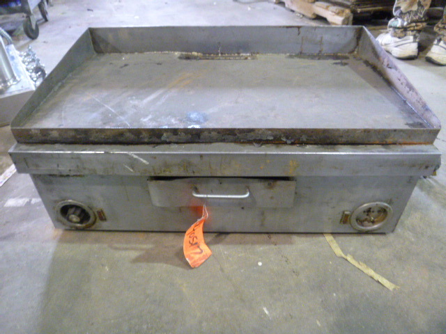 lot 14 image: Electric Griddle