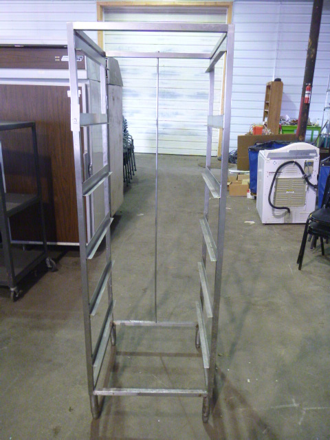 lot 21 image: Stainless Steel Cooling Rack