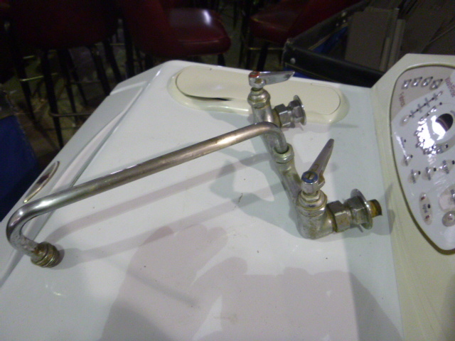 lot 24 image: Faucet