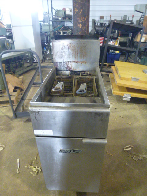 lot 42 image: American Range Deep Fryer