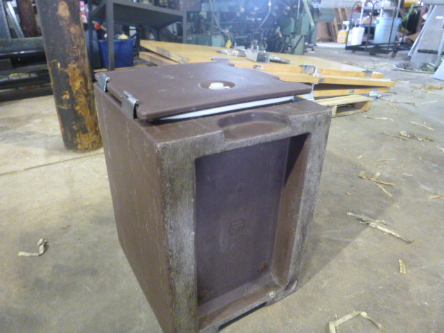 lot 61 image: Cabrol HotCold Totes