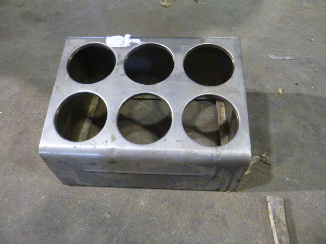 lot 72 image: Utensil Cup Holder