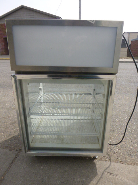 lot 144 image: Randell Pass Through Cooler