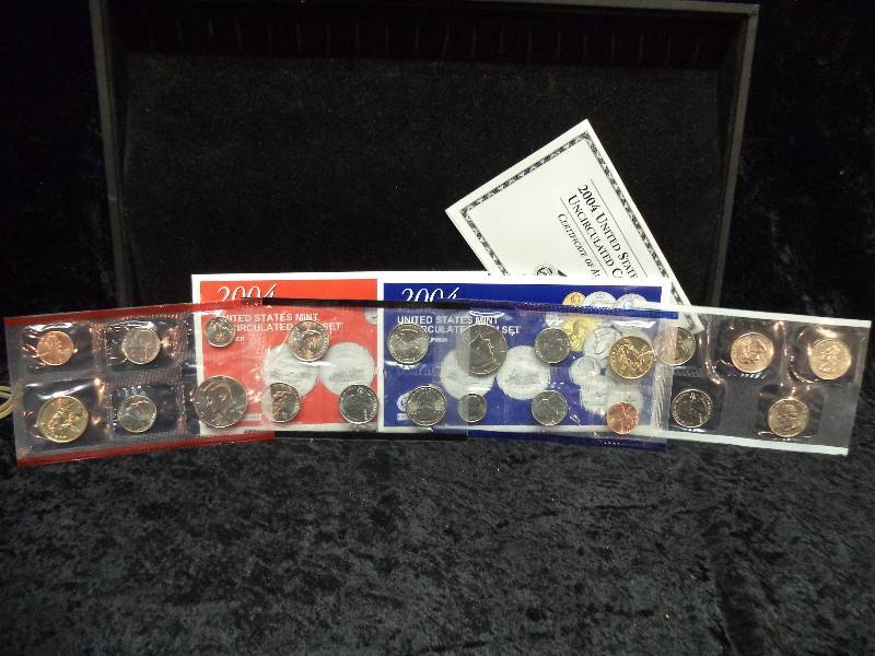 United States Mint Uncirculated Coin Set - 2004, P&D