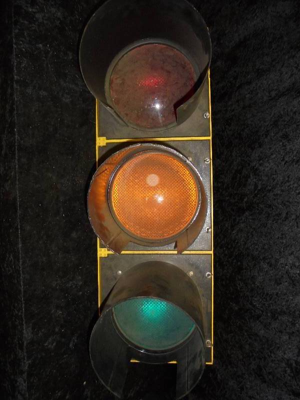 lot 7 image: Full SizeReal Stop Light - HandWalk Signal