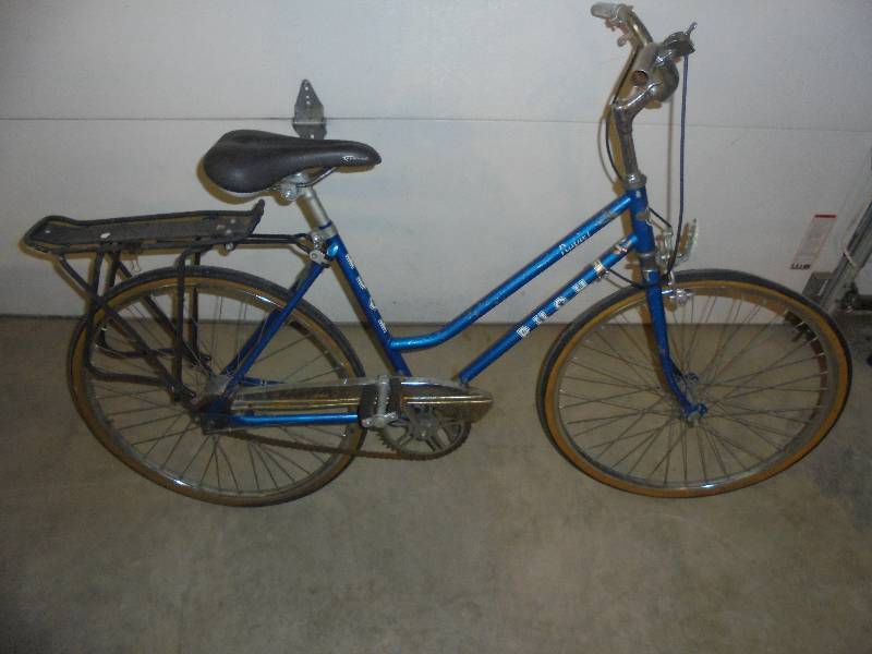 lot 48 image: Puch Womens Bike