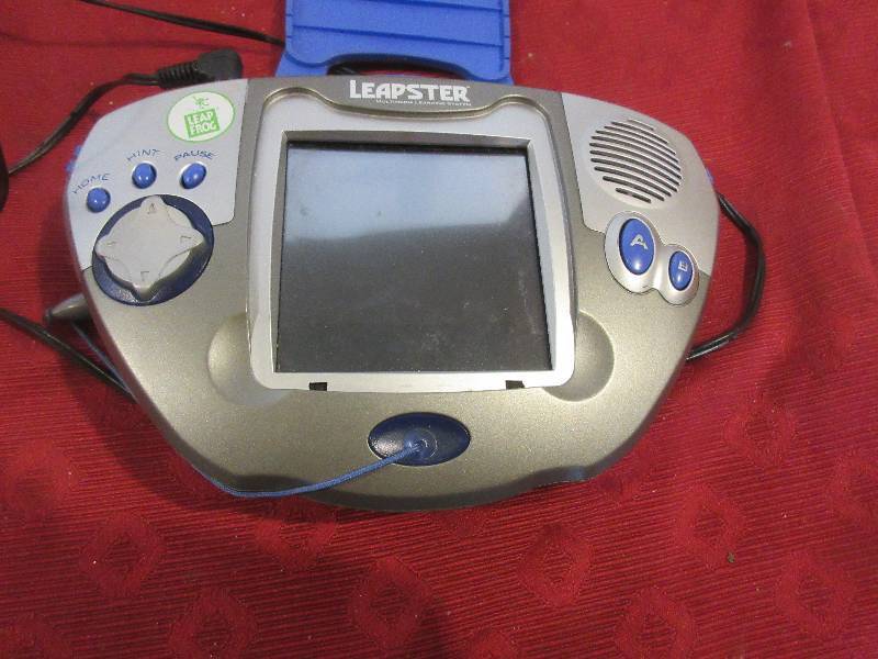 LEAPSTER WITH DORA GAME INCLUDED