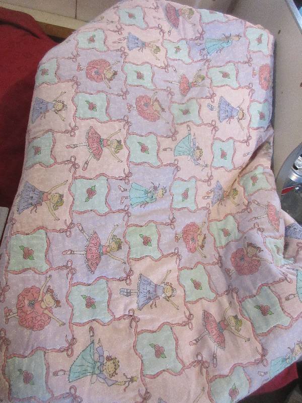 HAND SEWN FULL SIZE COMFORTER