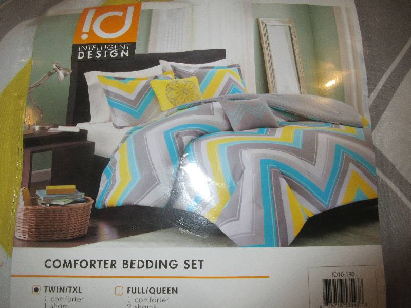 FULL SIZE COMFORTER