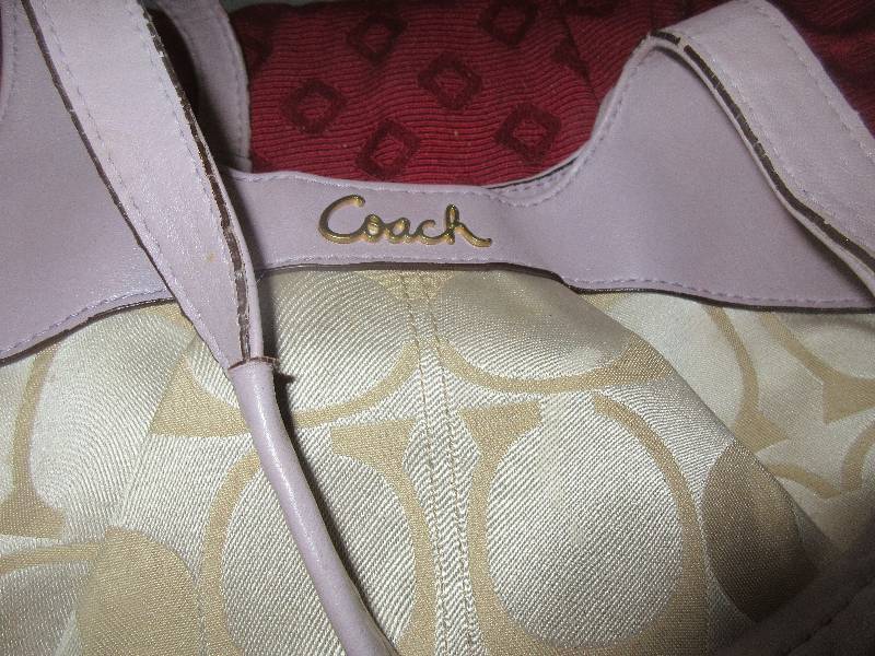 COACH HANDBAG