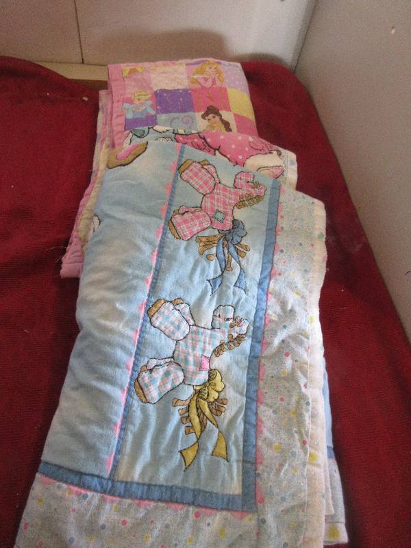 2 BABY BLANKETS
