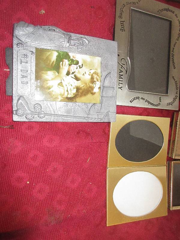MISC PICTURE FRAMES AND ALBUM
