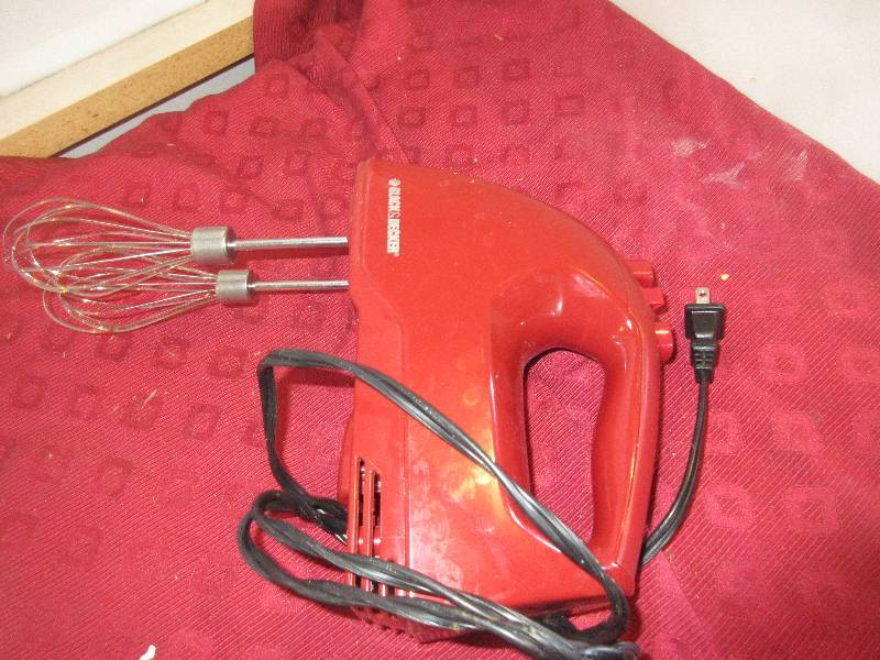 BLACK AND DECKER MIXER