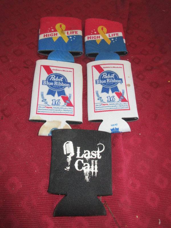 COLLECTIBLE BEER CADIES