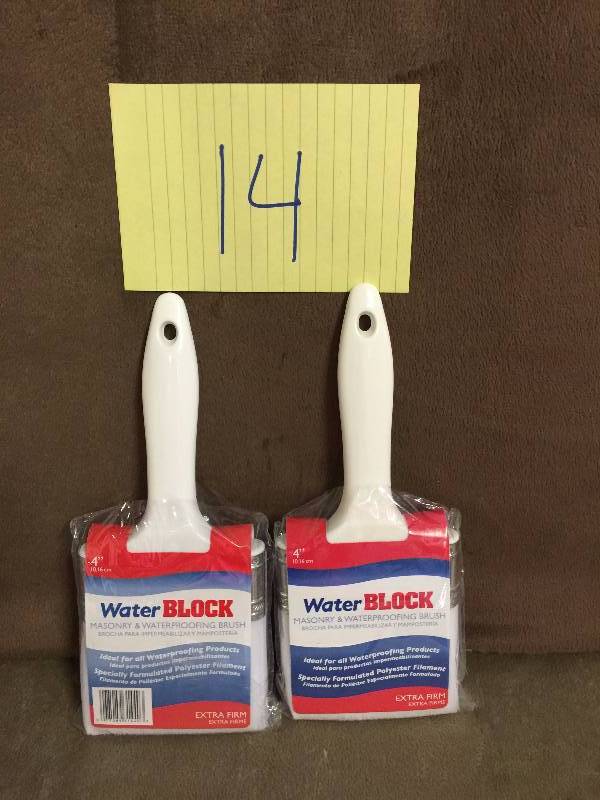 lot 14 image: Lot of 2 Linzer 4 in. Flat Brush new