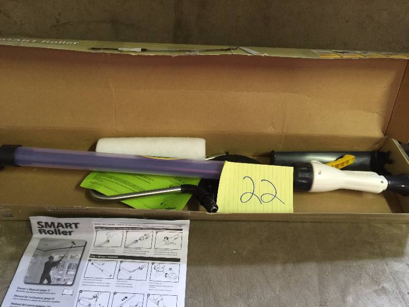 lot 22 image: Wagner 9 in. Smart Roller with Ratchet Trigger