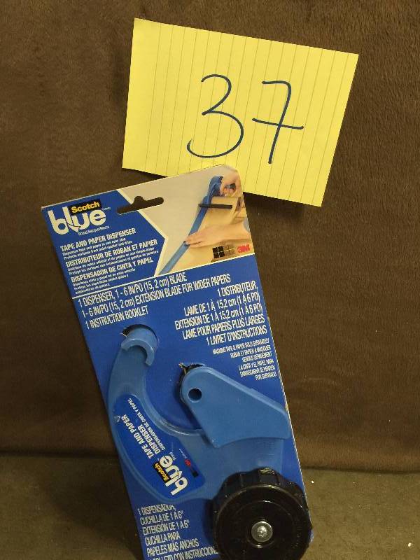 lot 37 image: 3m ScotchBlue M1000 Hand-Masker Dispenser new