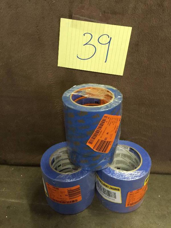 lot 39 image: Lot of tree 3m ScotchBlue 1.88 in. x 60 yds. Delicate Surface Painters Tape with Edge-Lock (3-Pack)