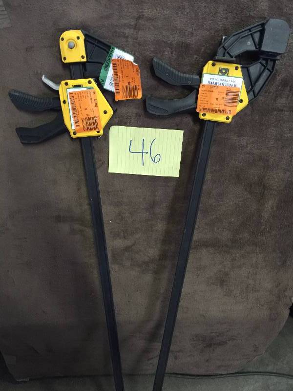 lot 46 image: Set of Dewalt 36 in. X-Large Trigger Clamp one broken heat