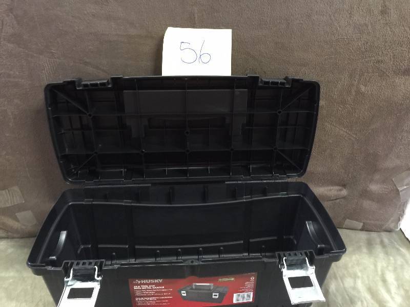 lot 56 image: Husky 24 in. Tool Box, Black new