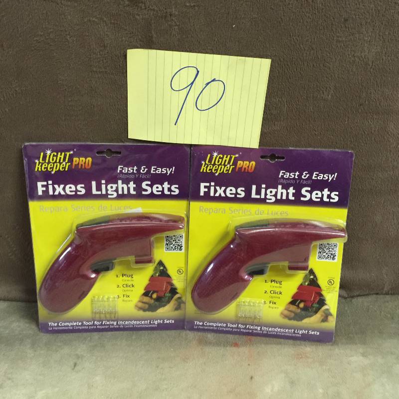 lot 90 image: Lot of 2 Light Keeper PRO 01201 The Complete Tool for Fixing Miniature Light Sets