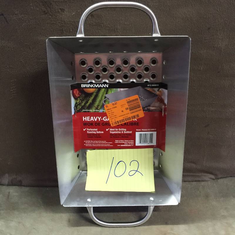 lot 102 image: Brinkmann Heavy Gauge Wok-812-9000-S New