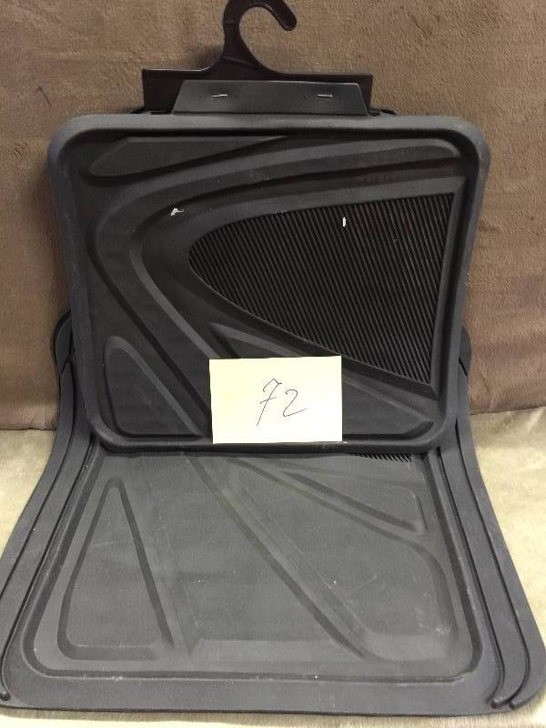 lot 72 image: Car Mats