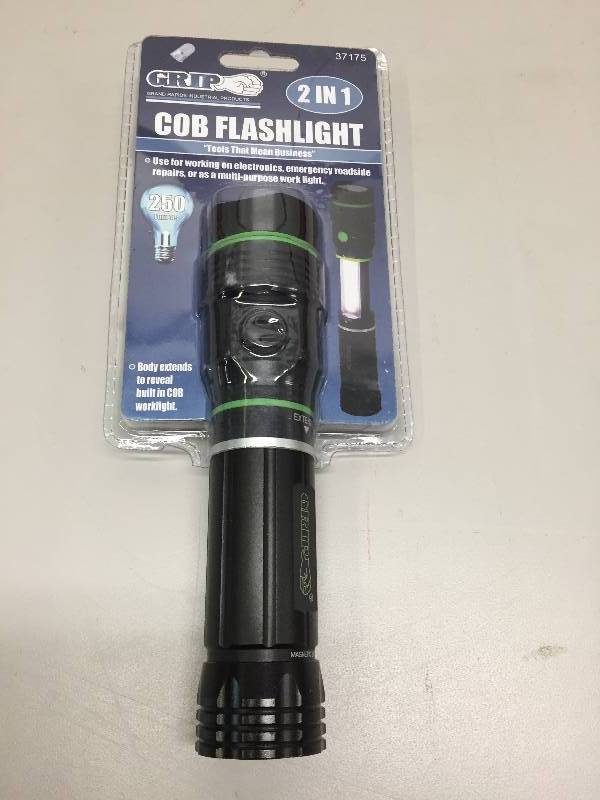 lot 19 image: GRIP, COB FLASHLIGHT