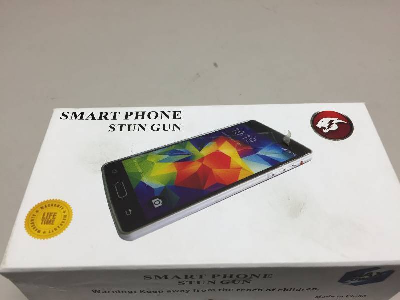 lot 23 image: SMART PHONE STUN GUN