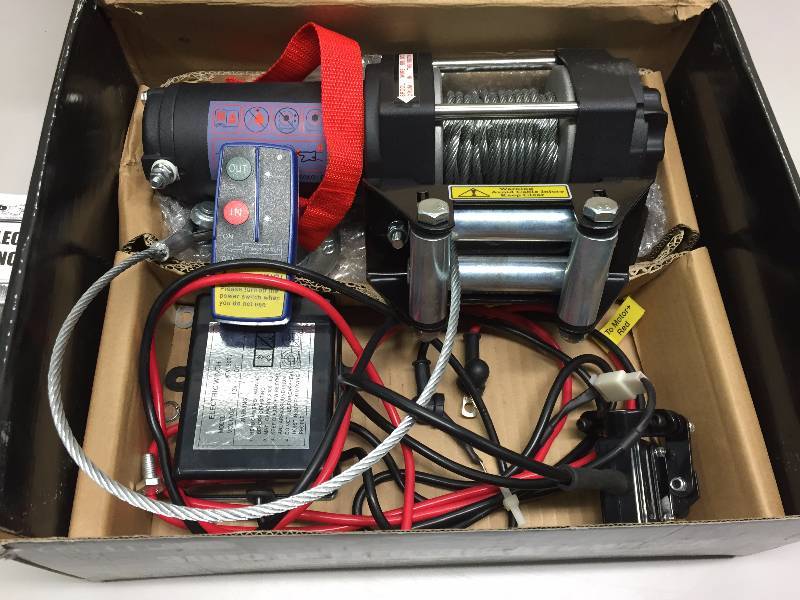 lot 29 image: GRIP ATV 3000LB ELECTRIC WINCH