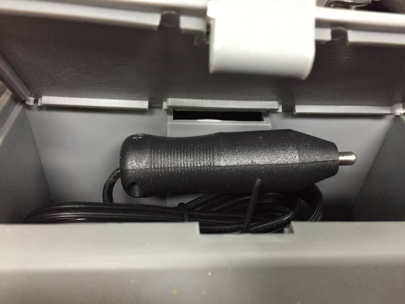 lot 41 image: VOLTEC POWER PACK, 12 VOLT, 2000 PEAK AMP POWER
