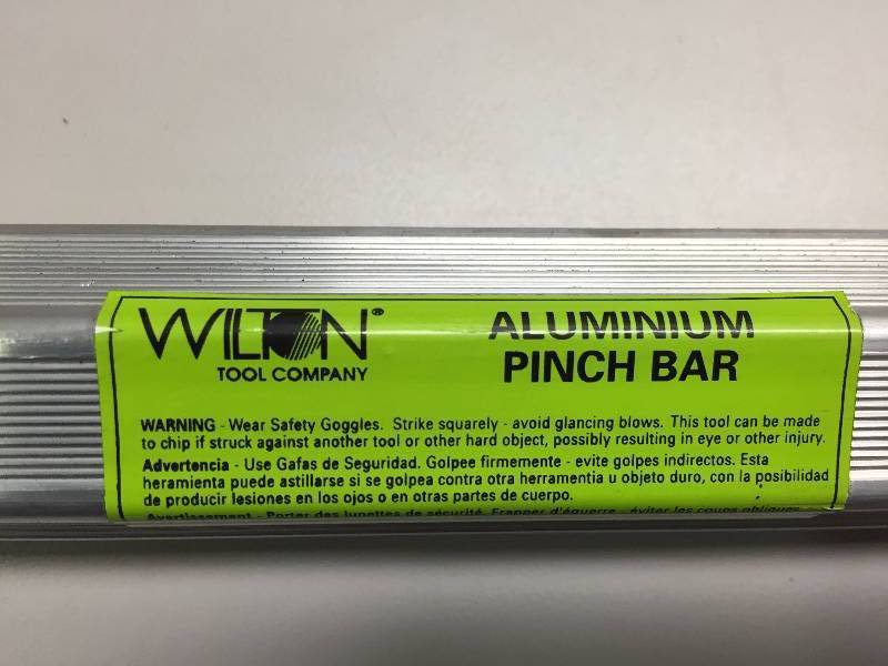 lot 43 image: WILTON 4 ALUMINUMFORGED DIAMOND PINCH BAR