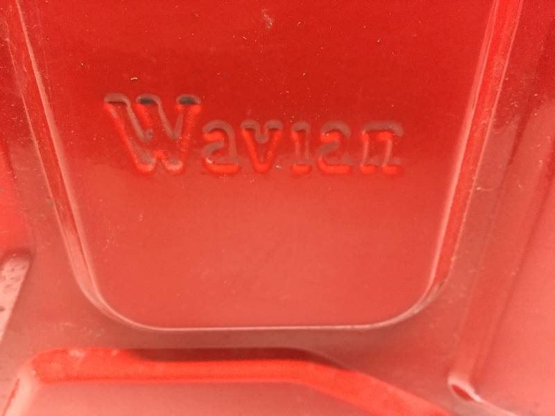 lot 44 image: WAVIAN STEEL GAS CAN WITH SAFETY NOZZLE