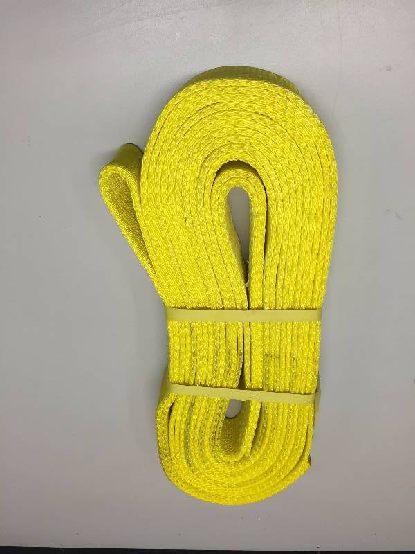 lot 67 image: BOXER TOW STRAP, 2 X 30 BREAKING STRENGTH 20,000LBS