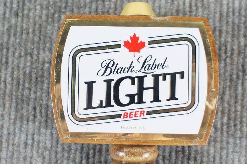 lot 64 image: Labatt Black Label Tap
