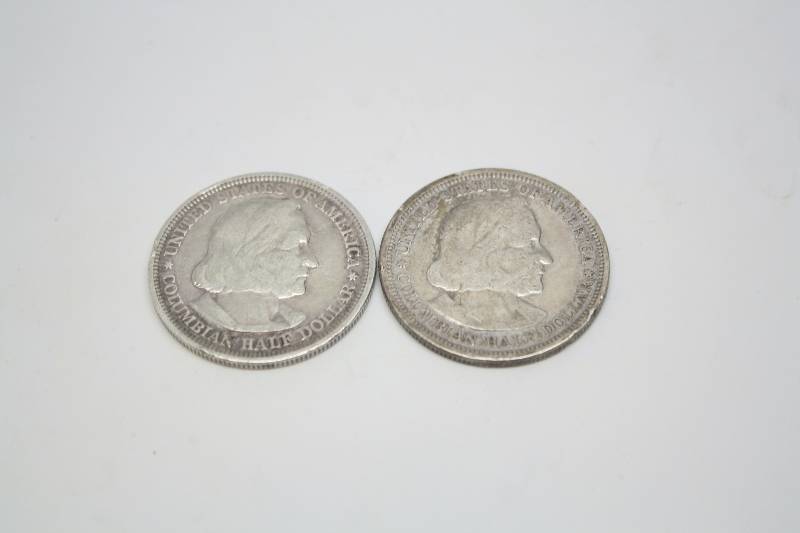Lot of 2 1893 Worlds Columbian Exposition Commemorative Half Dollars