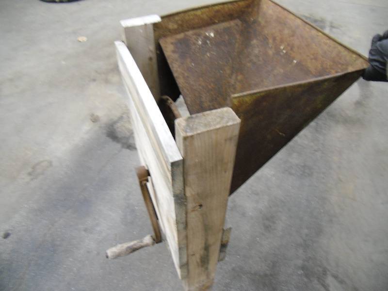 Vintage Corn Sheller