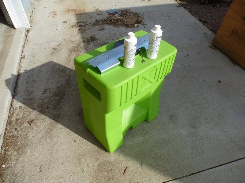 lot 25 image: Emergency Eye wash system