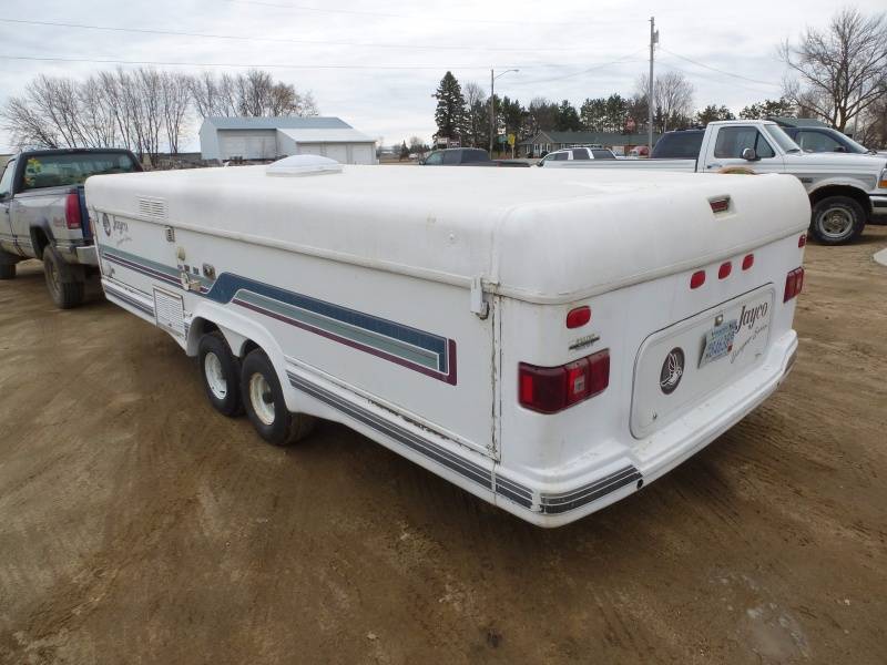 lot 1 image: 1994 Jayco Designer Series Camper