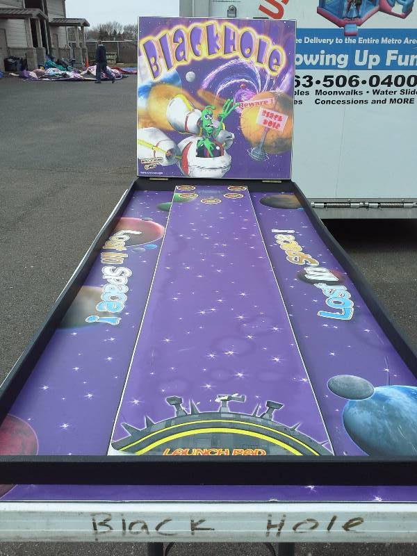 lot 30 image: Black Hole  6 Ft shuffle board table game