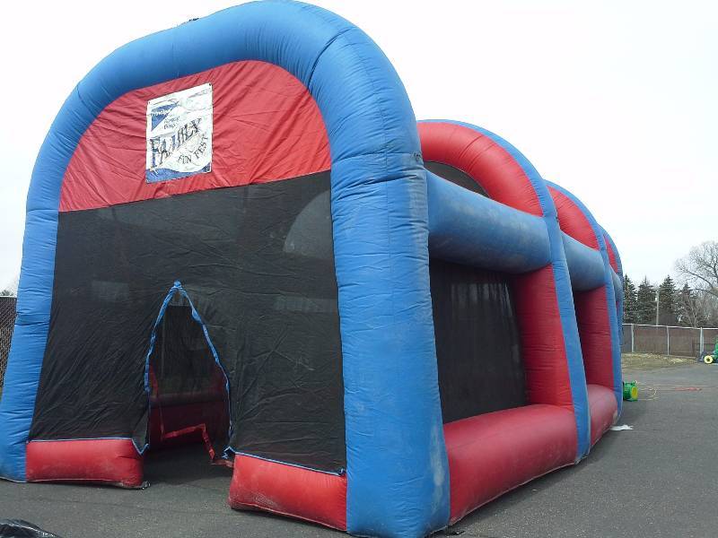 lot 42 image: Inflatable Batting Cage