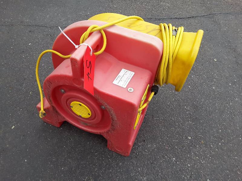 Tool King Eagle 1.5 HP blower Spring Inflatables and Games KBID