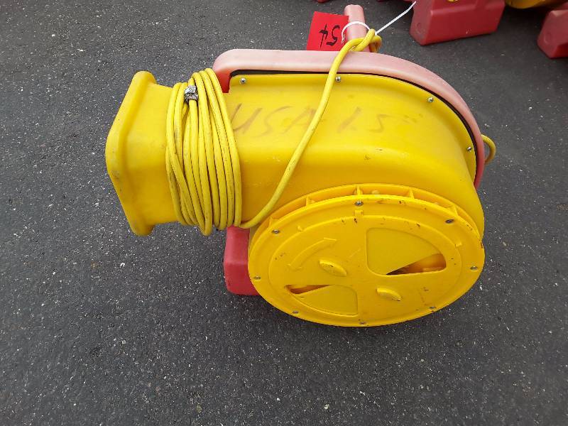 Tool King Eagle 1.5 HP blower Spring Inflatables and Games KBID